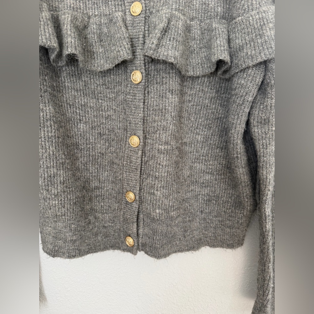 H&M Chunky Ruffle Cardigan with Gold Buttons | Medium - Picture 2 of 8